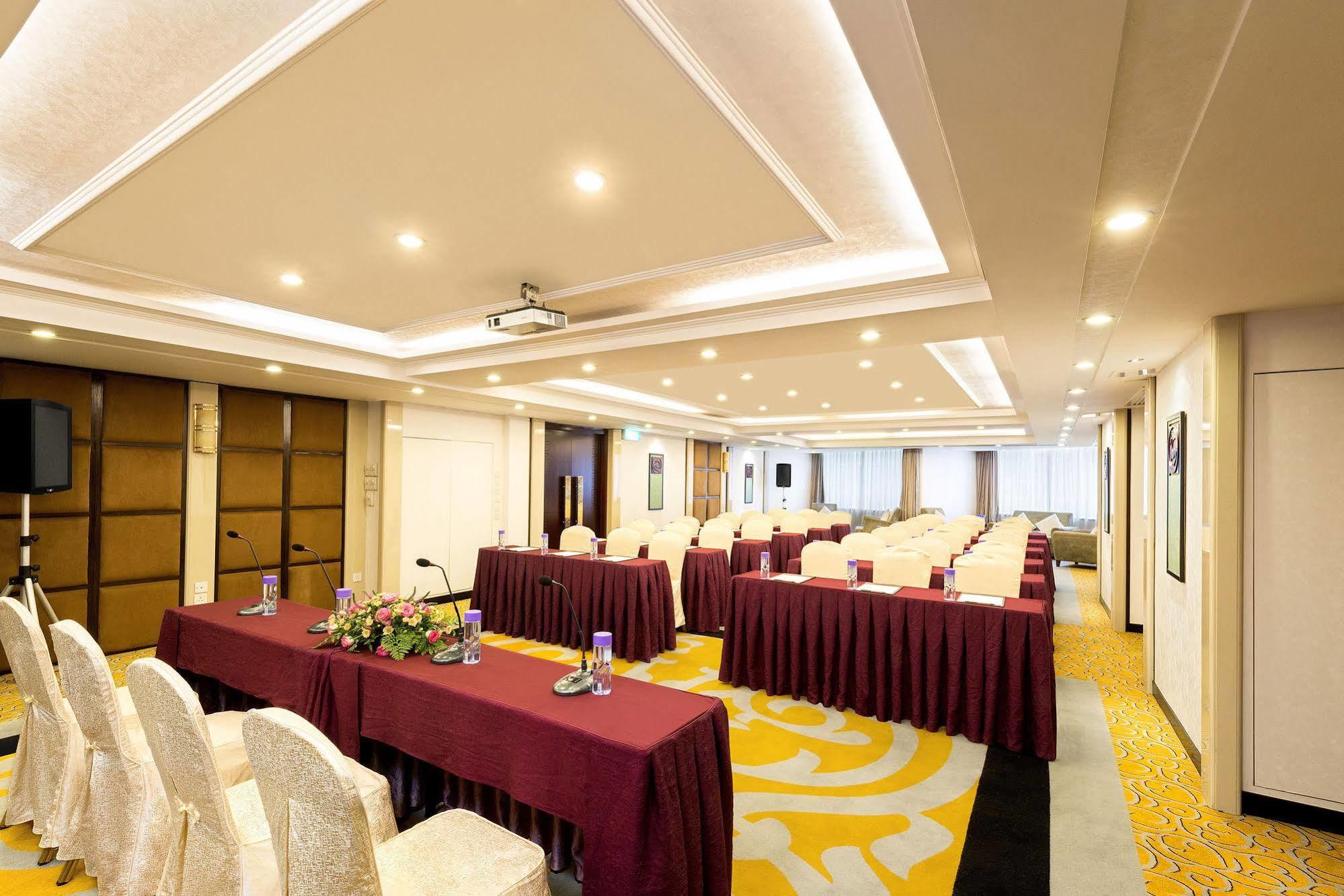 Emperor Hotel Макао Екстер'єр фото